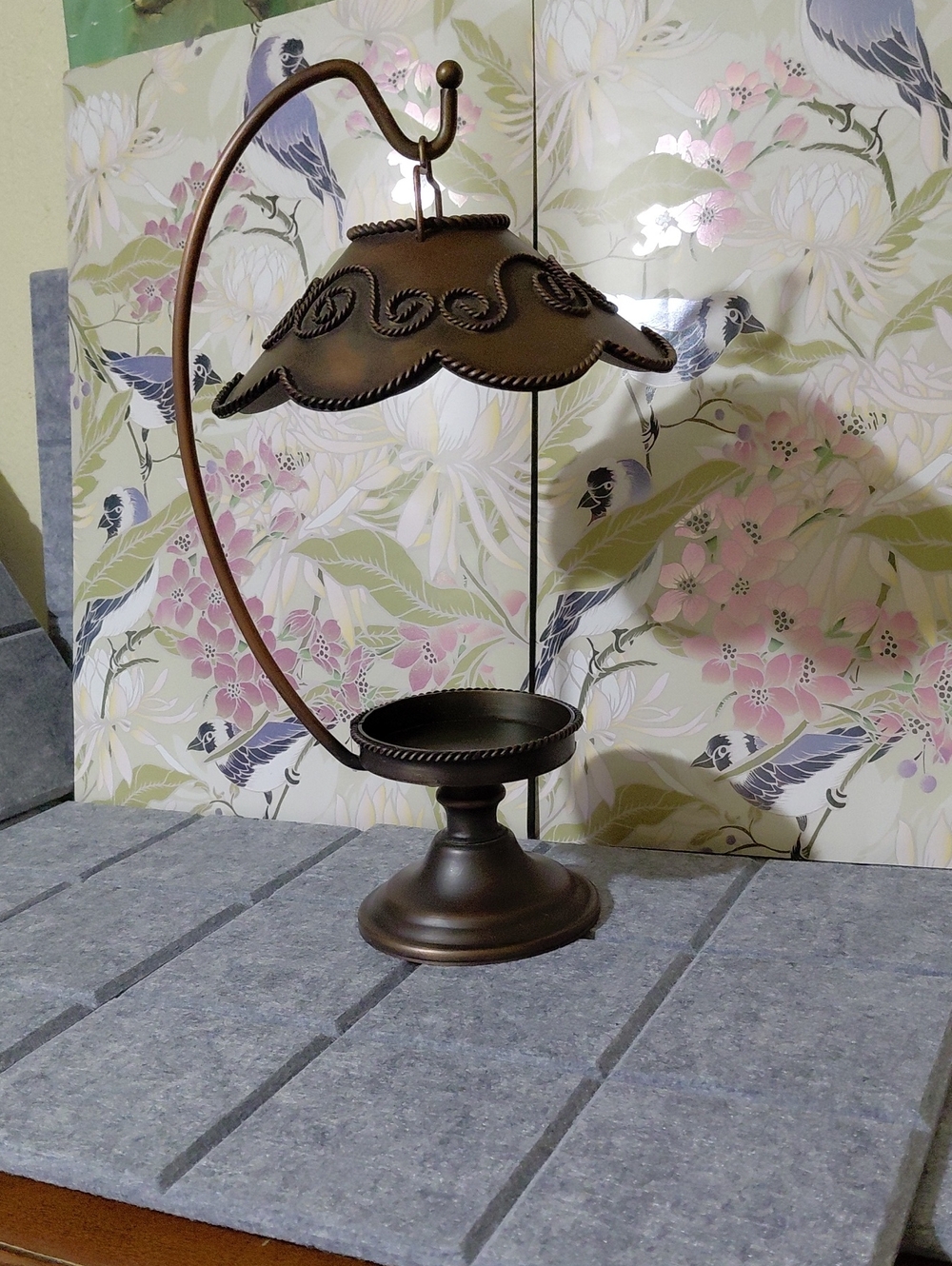 Ornate Scalloped Metal Candle Holder in Bronze Finish